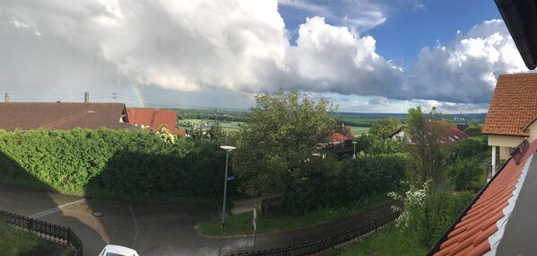 Unclassified image, 1 of 36, button - Bright. Luxurious. Nestled in Nature. Close to Ulm, yet central to so much! (Elchingen)
