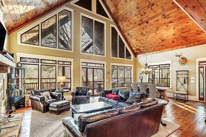 Smart TV, chimenea, consola de videojuegos, futbolito