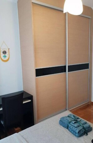 2 makuuhuonetta, Wi-Fi, vuodevaatteet