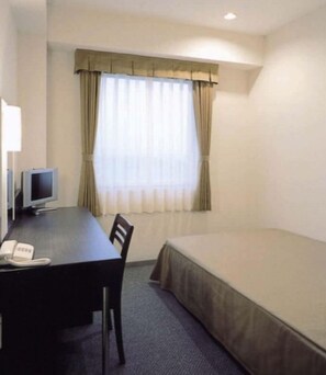 1 bedroom, desk, free WiFi, bed sheets