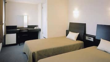 1 bedroom, desk, free WiFi, bed sheets