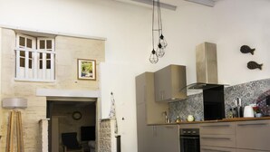 Uklassifisert bilde, 3 av 22, knapp