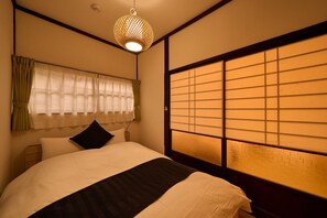 3 chambres, bureau, Wi-Fi gratuit, draps fournis