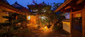 This house is not shared with other guests / Yufu Ōita