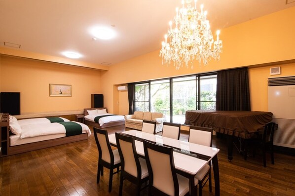 1 bedroom, desk, free WiFi, bed sheets