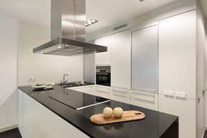 Fridge, microwave, oven, dishwasher