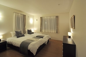 3 habitaciones, tabla de planchar con plancha y wifi gratis
