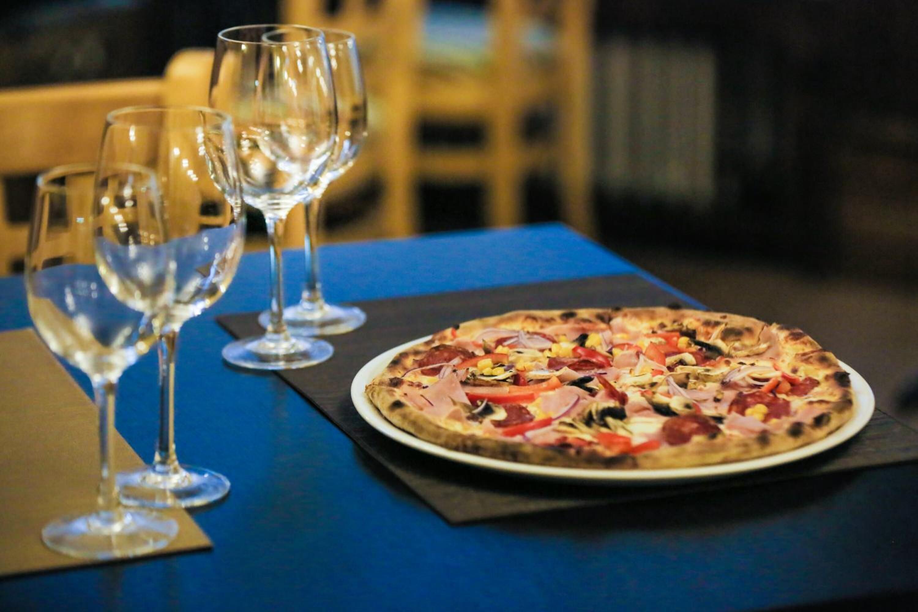 lunch and dinner served