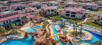 Arcadia 33 | Luxury Vacation Home * Patio Views * Resort Amenities * Sleeps 21