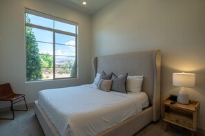 5 chambres, fer et planche à repasser, Wi-Fi