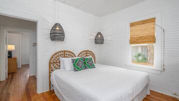 2 chambres, fer et planche à repasser, Wi-Fi gratuit, draps fournis