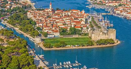 Šmuketa in Trogir - Haus für 4-5 Personen
