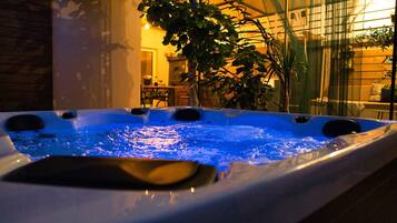 室外 SPA 浴缸