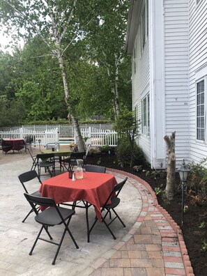 Breakfast area - Phoenix Inn Resort (North Creek)