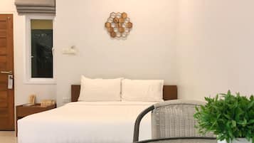 Habitación Confort doble | Ropa de cama de alta calidad y mobiliario individual