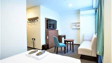 1 chambre, bureau, fer et planche à repasser, Wi-Fi gratuit