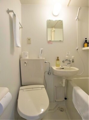 Hair dryer, towels