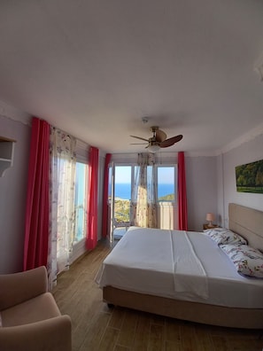 Habitación doble Confort | Sábanas de algodón egipcio y ropa de cama de alta calidad