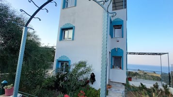 Fachada del alojamiento