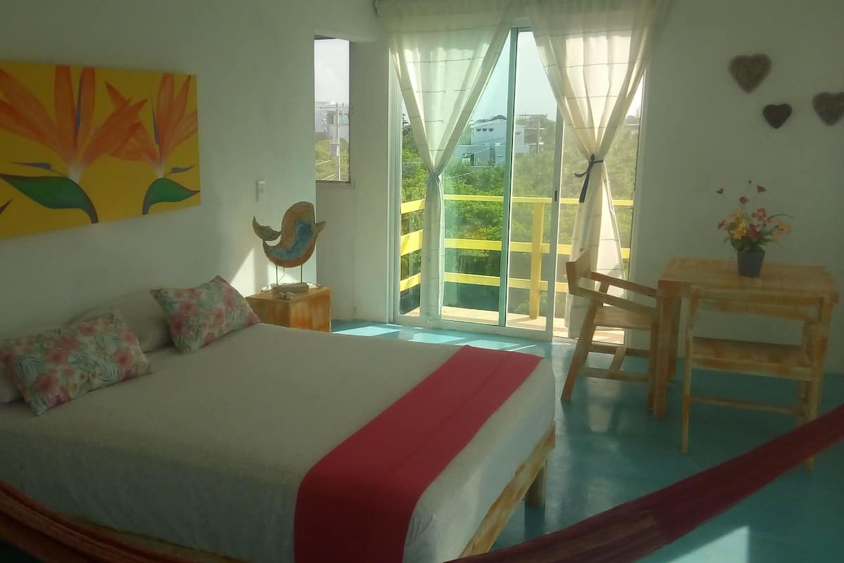 Panoramic Room | 1 bedroom, hypo-allergenic bedding, in-room safe, individually decorated