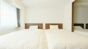 2 habitaciones, escritorio, tabla de planchar con plancha y wifi gratis