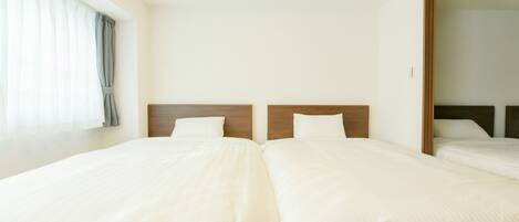 2 bedrooms, desk, iron/ironing board, free WiFi