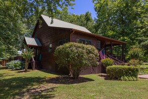 Exterior - Spacious Choestoe Village Cabin, Mountains of Northeast GA
License # 014514 (Blairsville)