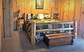 5 bedrooms, WiFi, bed sheets - Martin's Hideout in Greer AZ (Greer)