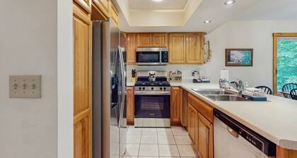 Walk to lifts, Pump House waterpark, golf course & much more