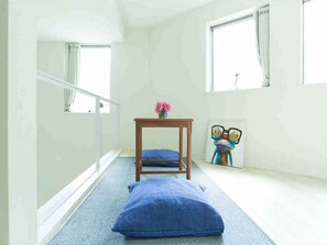 Interior - Famous Shibuya Crossing 8 minutes walk! New Room with a stylish loft is now open. (Shibuyaku Higashi)