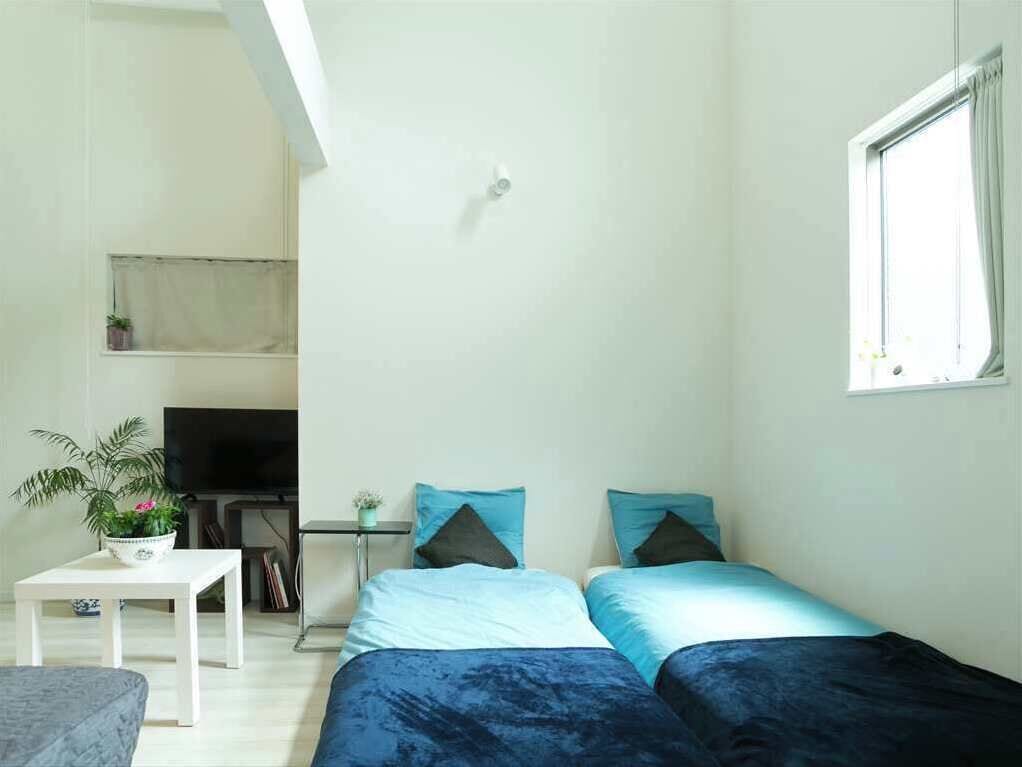 2 室のベッドルーム、デスク、アイロン / アイロン台、WiFi (無料)