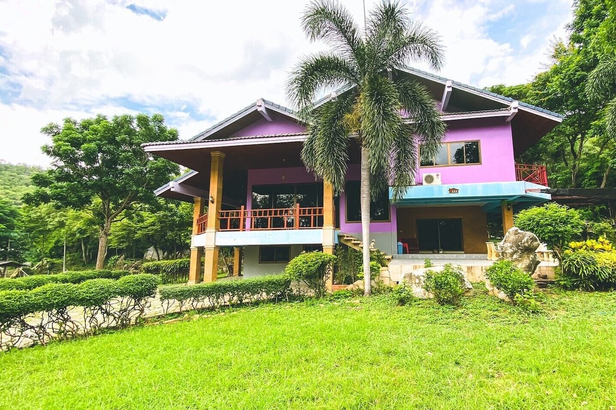 5 Bedroom Villa | Free WiFi
