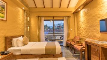 Ropa de cama de alta calidad, camas con efecto memoria y minibar