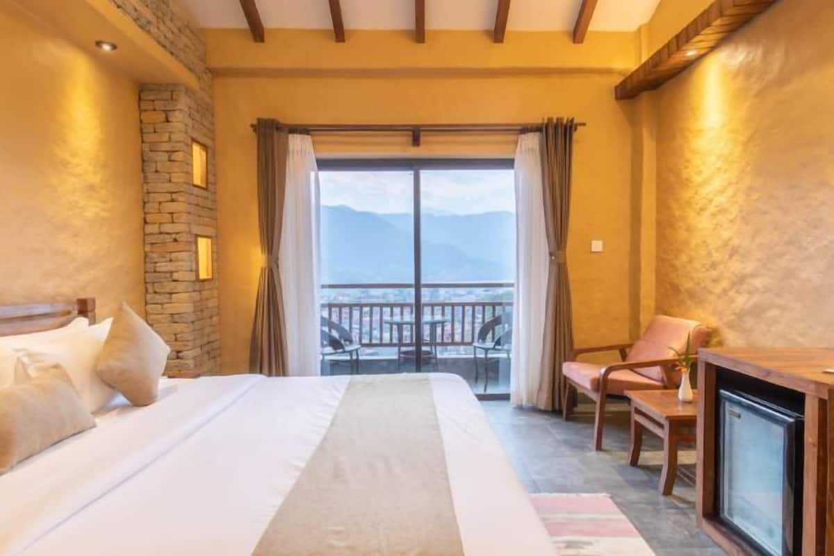 Ropa de cama de alta calidad, camas con efecto memoria y minibar