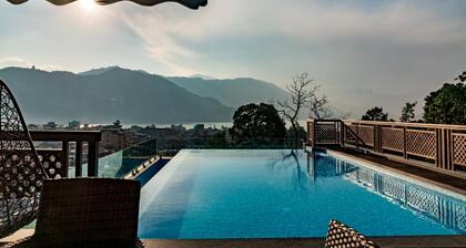 Bar Peepal Resort