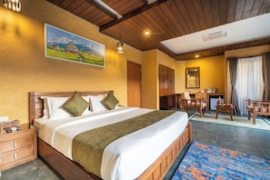Presidential Room | Premium bedding, memory foam beds, minibar, individually decorated - Bar Peepal Resort (Pokhara)