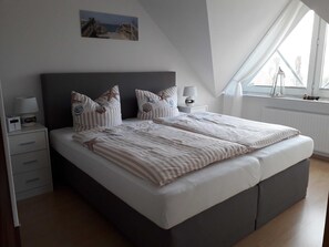 1 Schlafzimmer, Reisekinderbett, WLAN, Bettwäsche