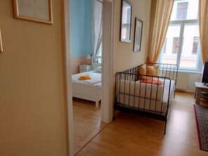 Unclassified image, 4 of 15, button