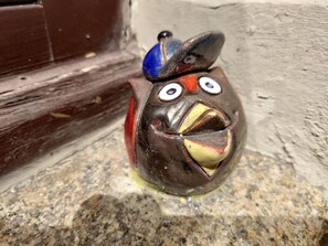 Unclassified image, 2 of 15, button