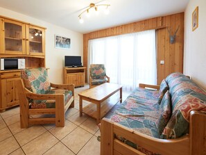 TV - Lovely apartment for 8 guests with WIFI, TV, balcony, pets allowed and panoramic view (Les Collons)