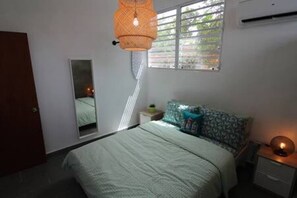 1 多间卧室、熨斗/熨衣板、免费 WiFi、床单