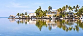 The Hideaway: Lose Yourself At This Recently Decorated Canal Front Home on Big Torch Key, Dockage!
