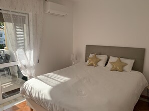 2 Schlafzimmer, Bügeleisen/Bügelbrett, Reisekinderbett, WLAN