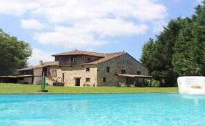 Piscina a l'aire lliure