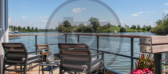 Wunderschönes Schiff in Ohé & Laak.