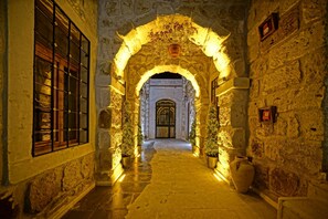 Hallway - Cappadocia Cave Lodge (Nevsehir)