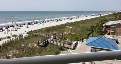Direct Oceanfront-2 Bedroom 2 Bath-A Place at the Beach 406