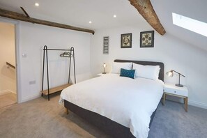 2 Schlafzimmer, Bügeleisen/Bügelbrett, kostenloses WLAN, Bettwäsche
