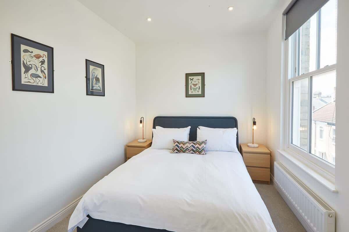 2 chambres, fer et planche à repasser, Wi-Fi gratuit, draps fournis