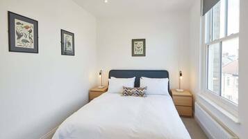 2 chambres, fer et planche à repasser, Wi-Fi gratuit, draps fournis